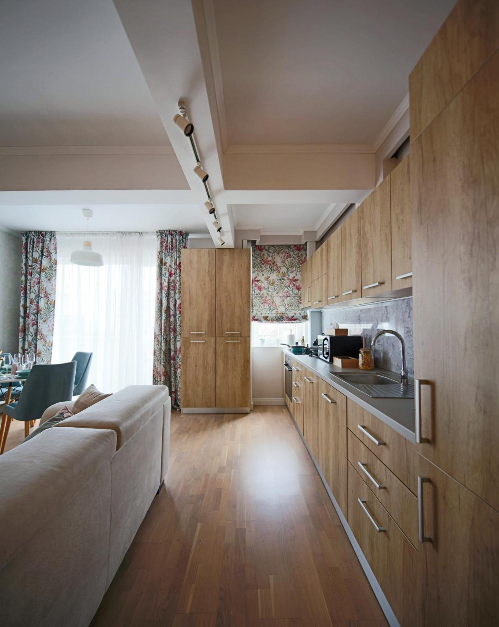 Stylish Condo - Parking And Balcony 클루지나포카 외부 사진